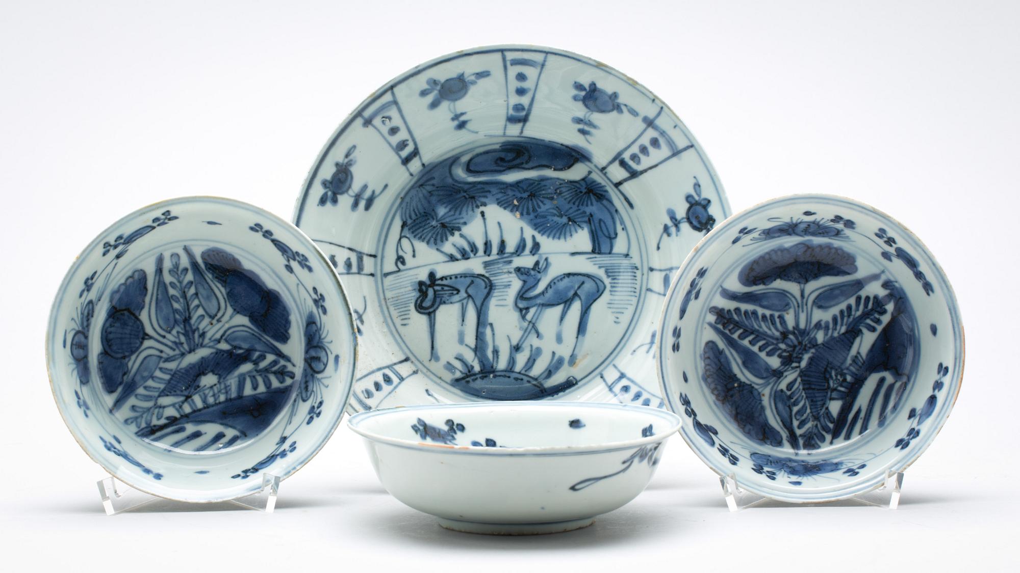 SKÅLFAT, 3+1, porslin. Ming, Wanli(1573-1620).