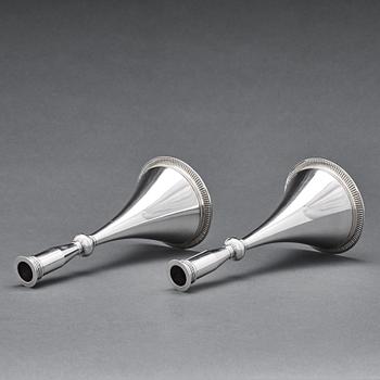 Wiwen Nilsson, ljusstakar, 2 stycken, Lund 1956-57, bysantinska modellen, sterling.