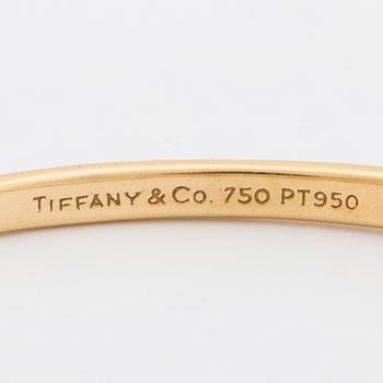 TIFFANY & Co, armring med briljantslipade diamanter ca 0.20 ct.