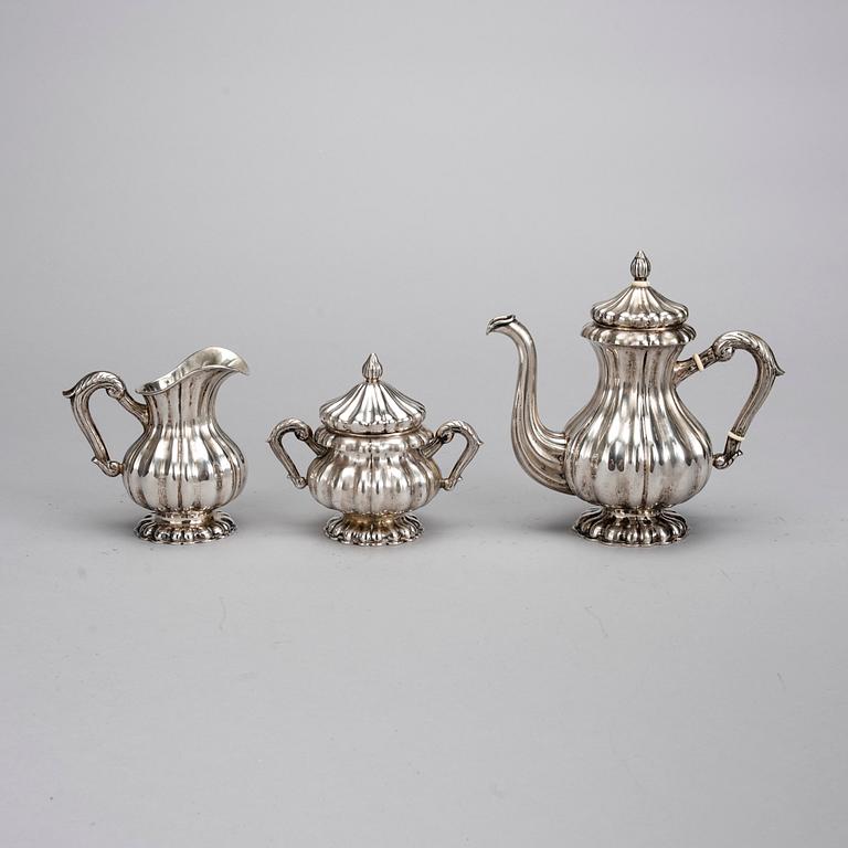 KAFFESERVIS, 3 delar, silver, Österrike-Ungern 1872-1922. Vikt ca 938 g.