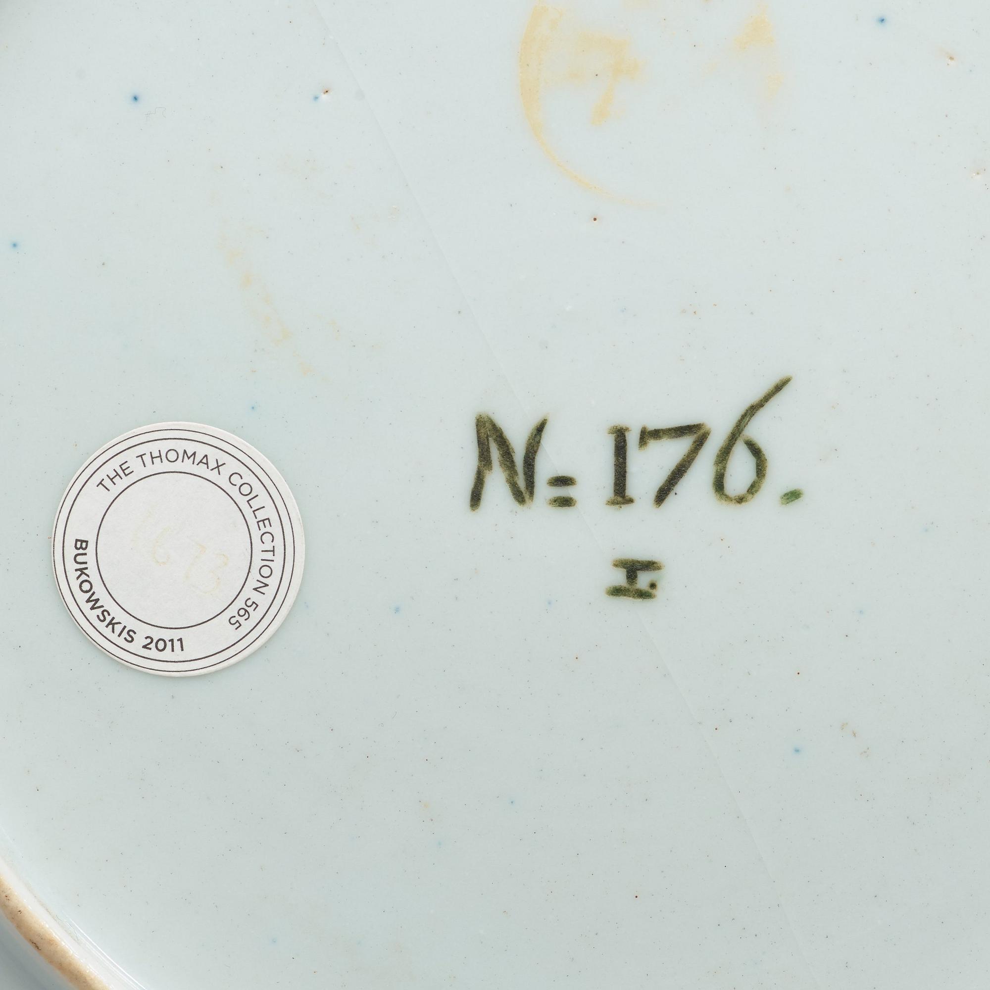 A famille rose dish, Qing dynasty, 18th Century with Johanneummark N=176. I.