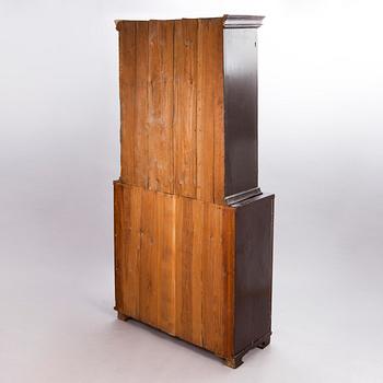 A GUSTAVIAN CUPBOARD, early 19th century.