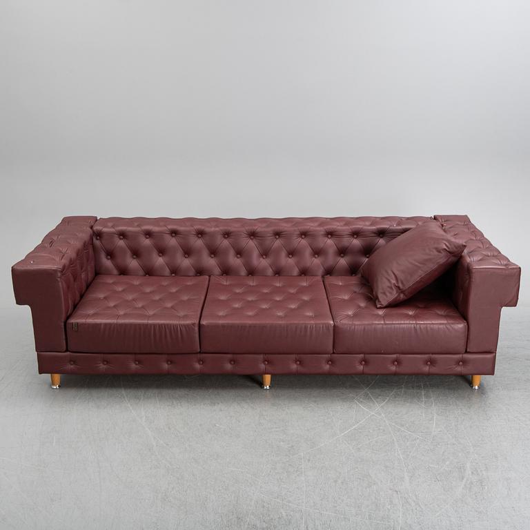 JOHAN ISRAELSON, soffa, Chesterfield, formgiven av J. Israelson/norra gotland.