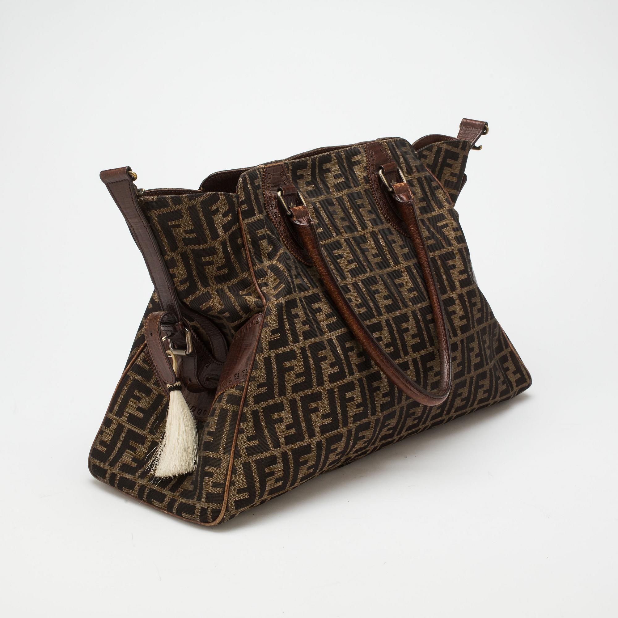 HANDVÄSKA, Fendi.