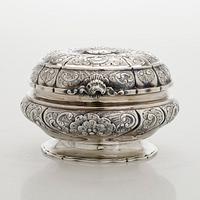 Preben Salomonsen, a sterling silver sugar casket, Denmark, later half of the 20th century.