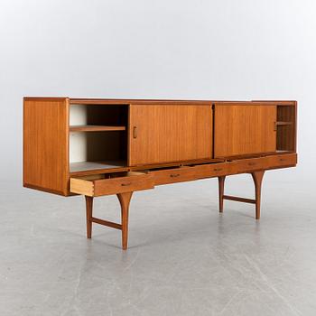 SIDEBOARD, Seffle Möbelfabrik, Svante Skogh. 1900-talets mitt.