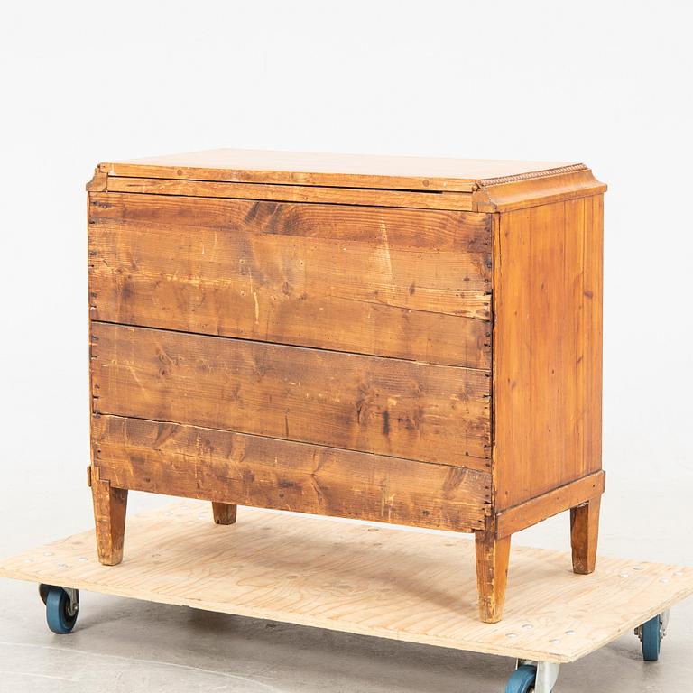 A mid 1800s pine dresser.