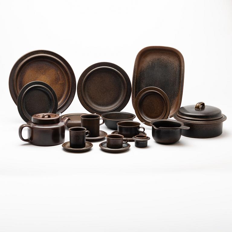 Ulla Procopé, Service, 76 pieces, "Ruska", Arabia, stoneware, second half of the 20th century.