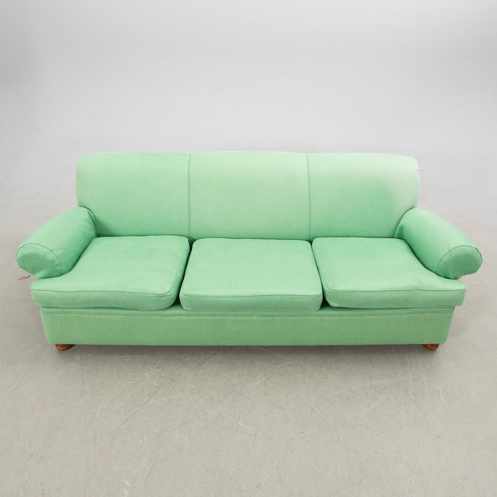 Josef Frank, Sofa model 703 for the company Svenskt Tenn.