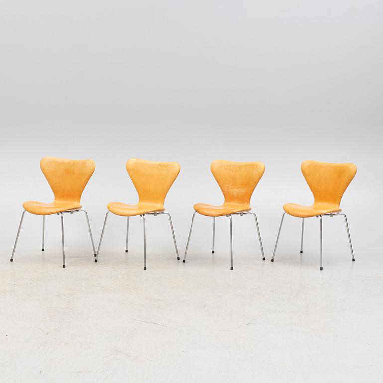 Arne Jacobsen,  stolar, 4 st, "Sjuan", Fritz Hansen, Danmark 1997.