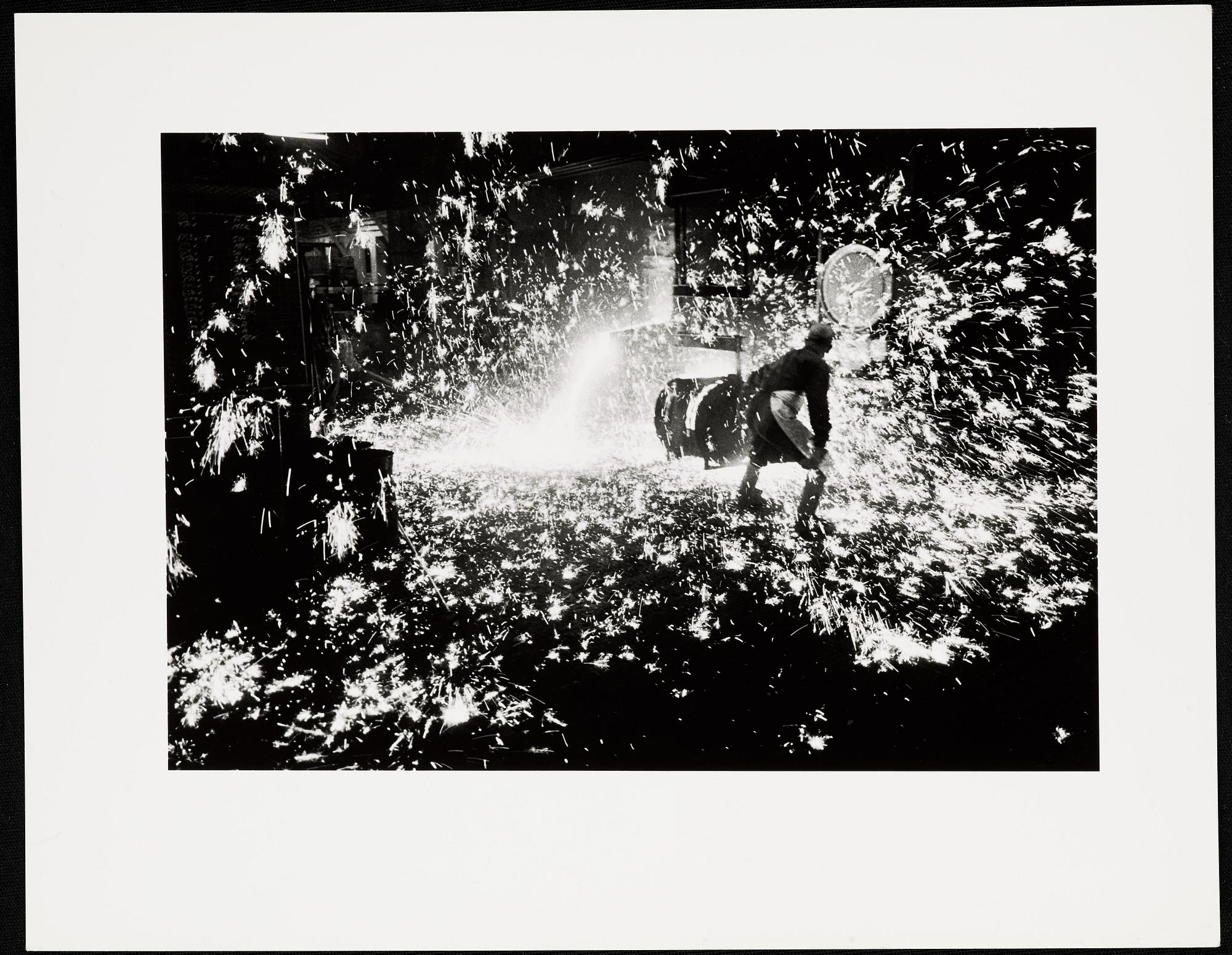Jean Hermanson, fotografi signerad a tergo.