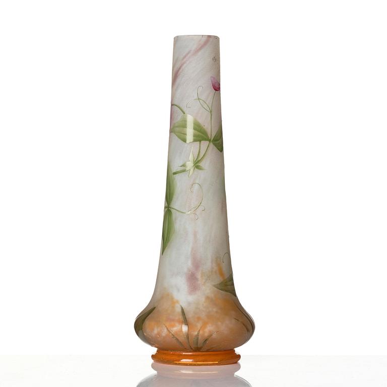 Daum Frères, a set of two Art Nouveau cameo glass vases, Nancy, France.