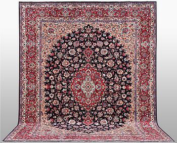 A Meshad carpet, c. 395 x 308 cm.