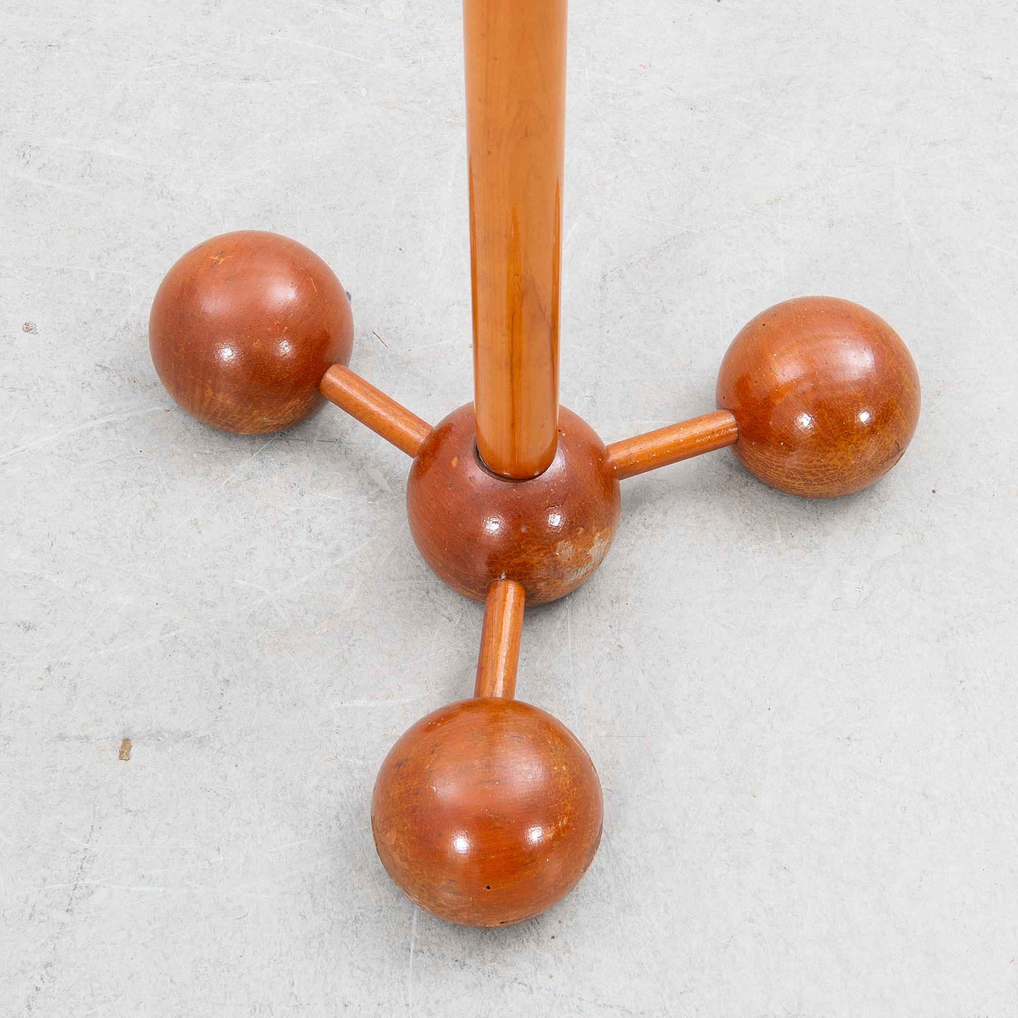 Klädhängare, 1900-talets andra hälft.