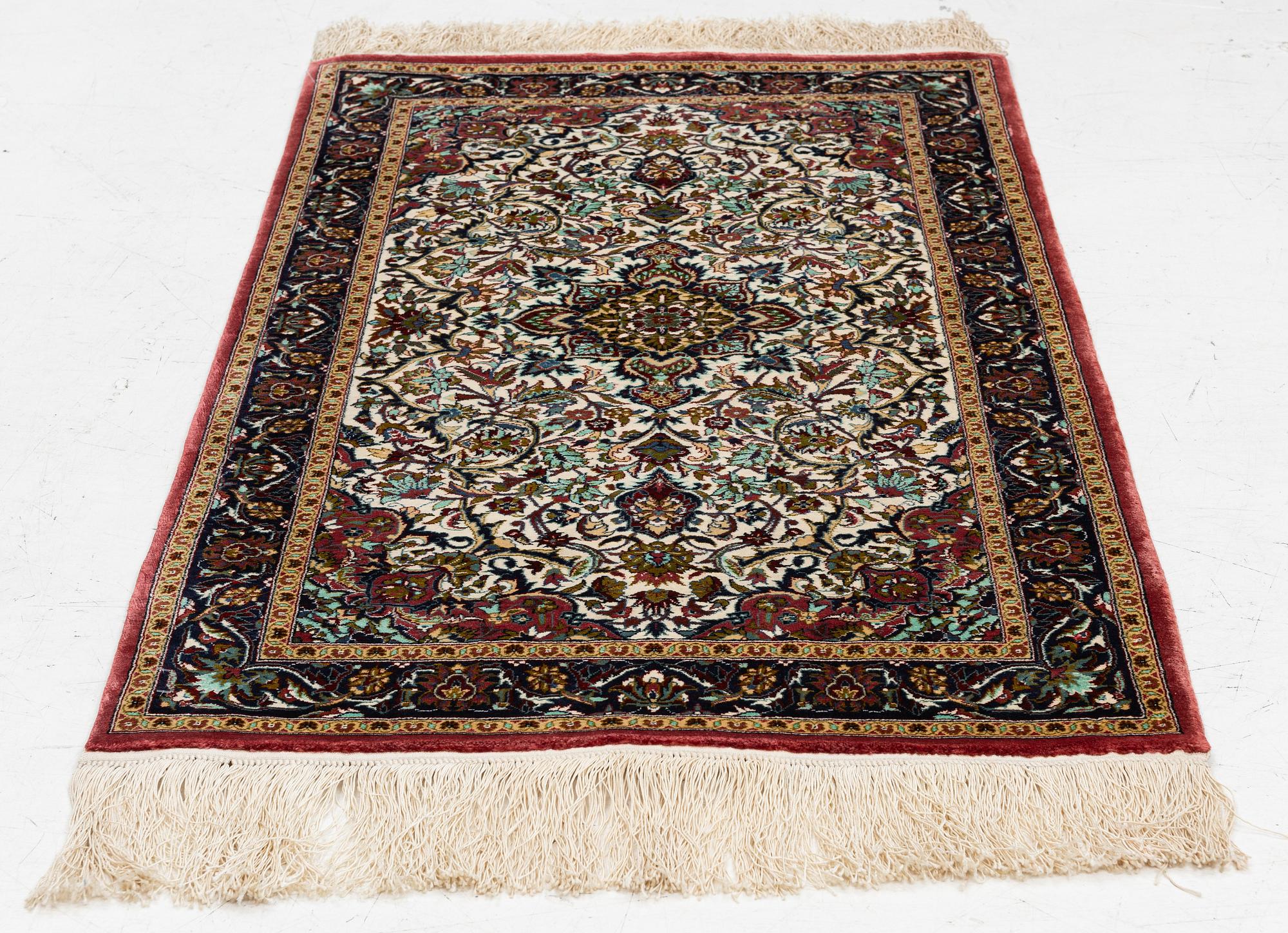 Rug, Ghom, approx. 126 x 70 cm.