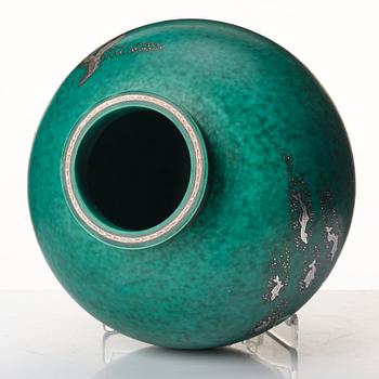 Wilhelm Kåge, a large green glazed stoneware "Argenta" vase, Gustavsberg 1948.