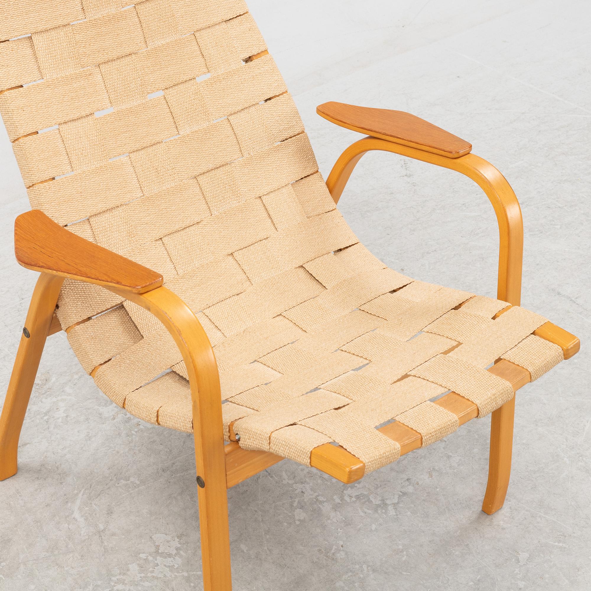 A 'Kurva' easy chair by Yngve Ekström for Swedese, 1950s.