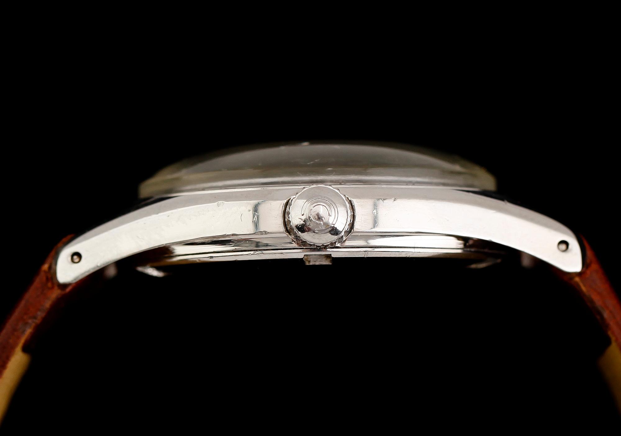 ARMBANDSUR, 2 st, Certina, 1900-talets mitt.
