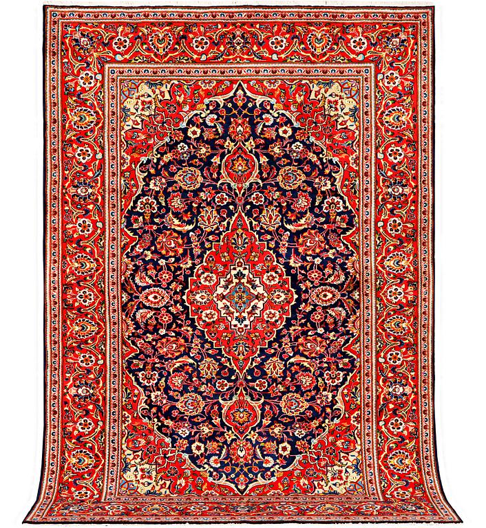 A Kashan carpet, c. 305 x 200 cm.