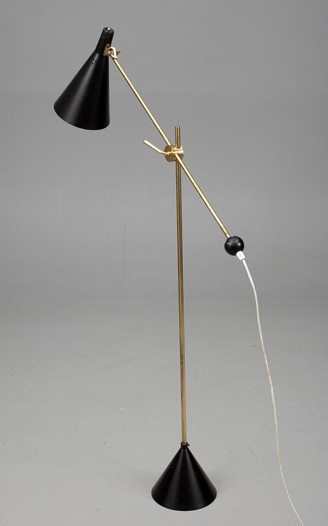 GOLVLAMPA, modell K 10-11, design Tapio Wirkkala, märkt Idman, 1900-talets mitt.