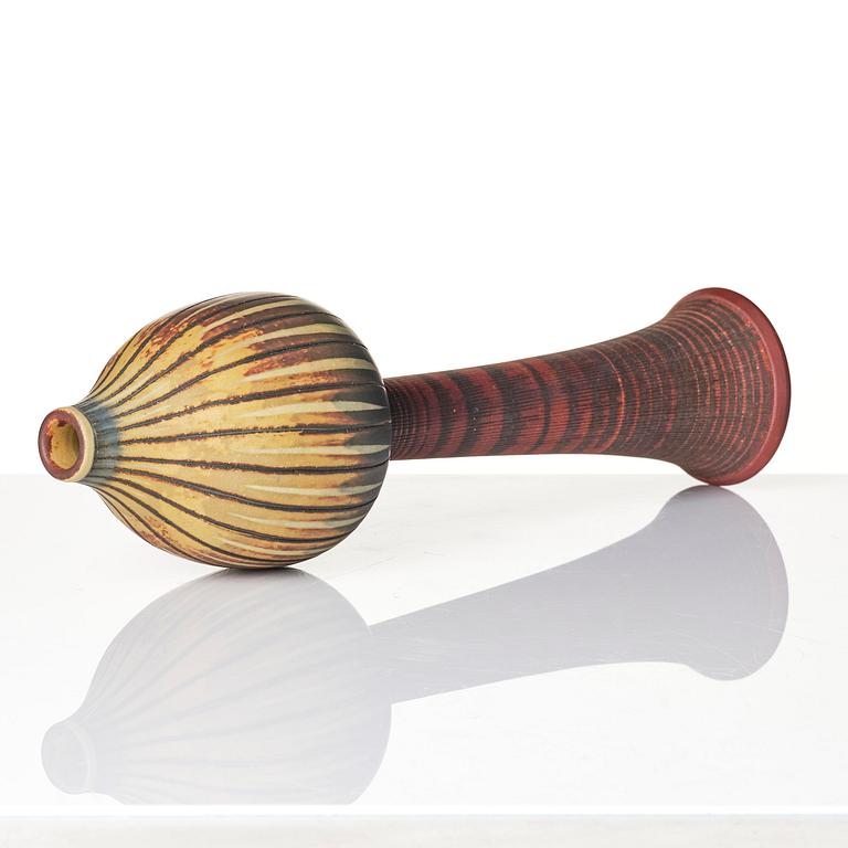 Wilhelm Kåge, a "Farsta" stoneware sculpture/vase, Gustavsberg Studio 1959.