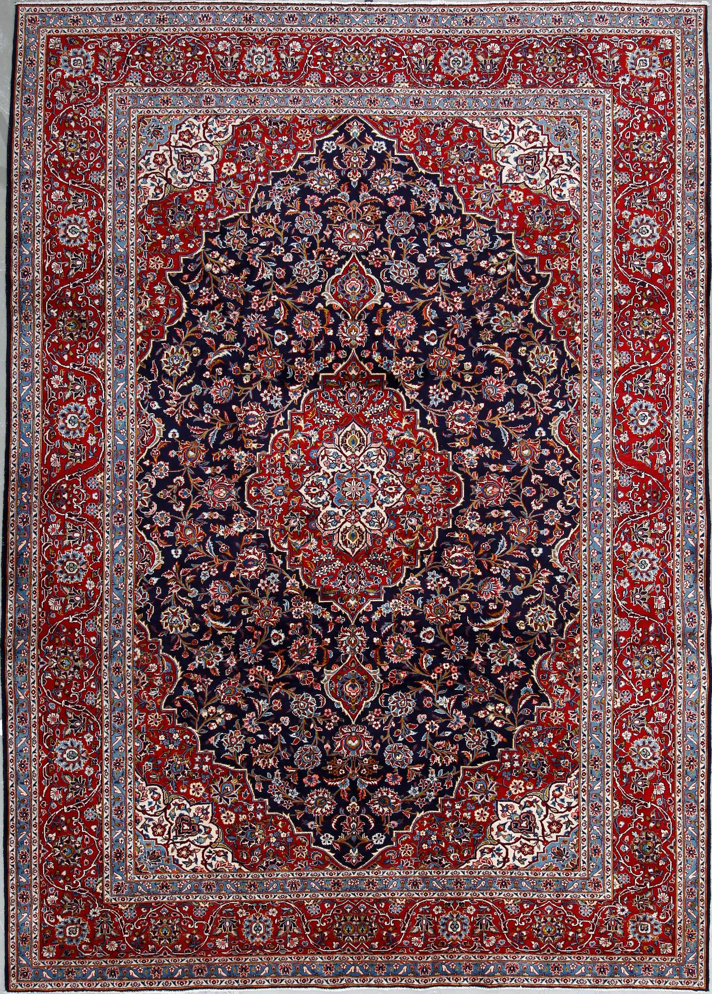 MATTA, Keshan, ca 380x295 cm.