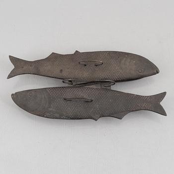 Fiskformar, 2 st, gjutjärn, Arbrå, 1900-talets andra hälft.