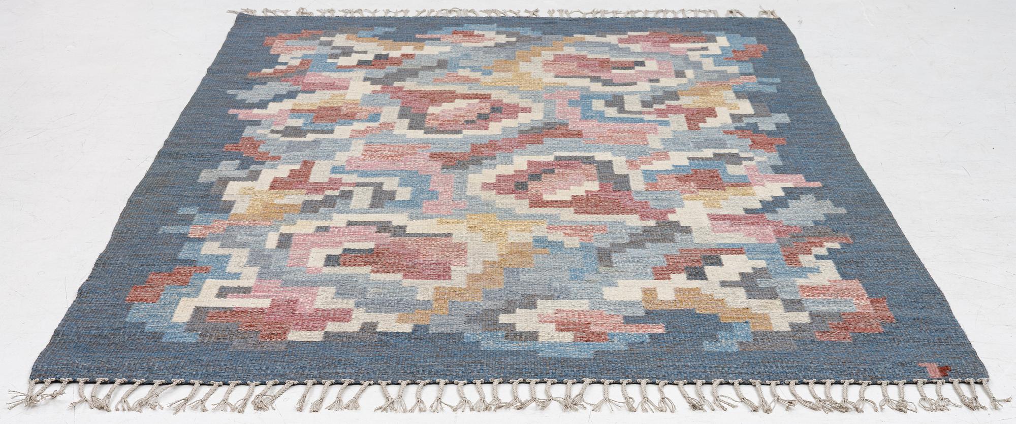 Erik Lundberg, rug, flat weave, "Coral", approx. 240 x 170 cm, Vävaregården Eringsboda, signed V.