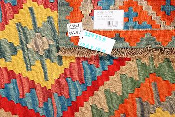 A Kilim rug, c. 176 x 125 cm.
