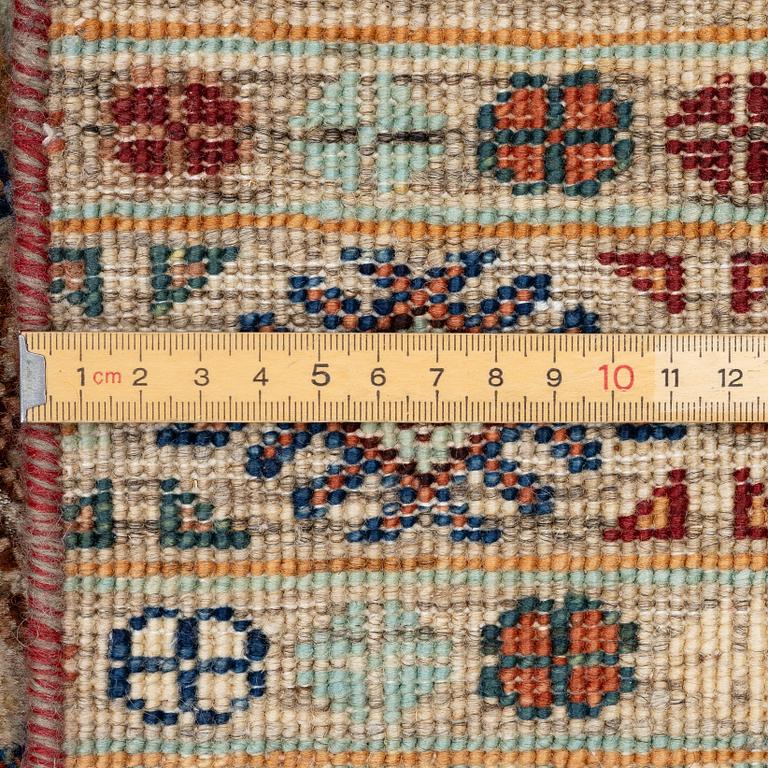 Carpet, modern, Afghanistan/Pakistan, 238 x 170 cm.