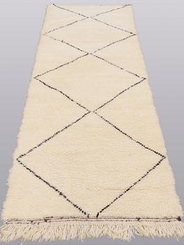 A Moroccan runner carpet, 275 x 90 cm.