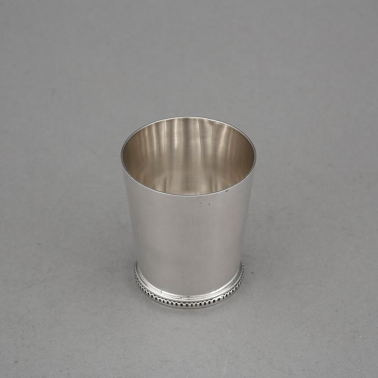 BÄGARE, silver, Wiwen Nilsson, Lund, 1971. Vikt 68 g.