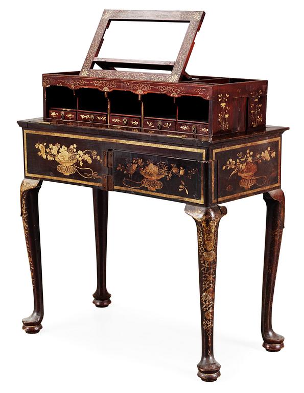 A lacquered 'bonnehur de jour' export table, Qing dynasty, Qianlong (1736-95).