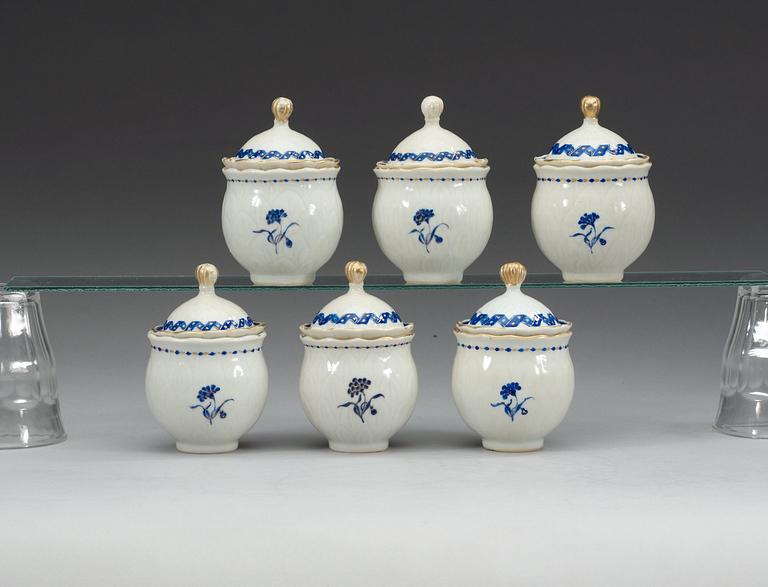A set of six custard cups with covers, Qing dynasty, Qianlong (1736-95).
