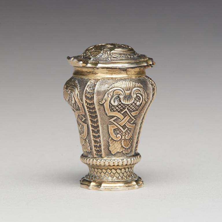 Paul G Zachun, luktdosa, silver, (verksam i Norrköping 1722-1753). Rokoko.