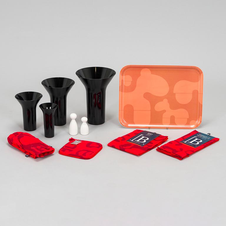 Eero Aarnio, erä kodintuotteita, 12 kpl, eri valmistajia.