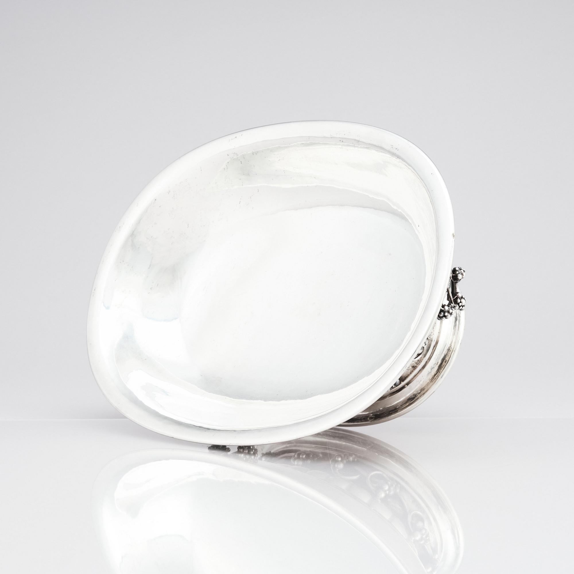 Georg Jensen, jardinière, Köpenhamn 1919, 830/1000 silver, design nr 296. Modellen formgiven samma år, 1919.