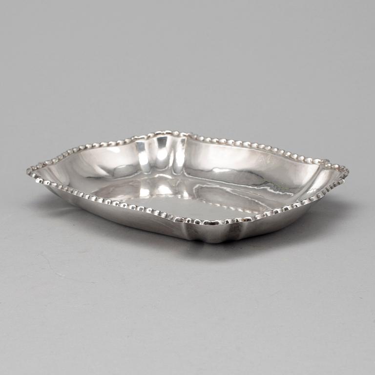 SKÅLFAT, silver, K.A. Andersson, Stockholm 1924. Vikt ca 283 gram.