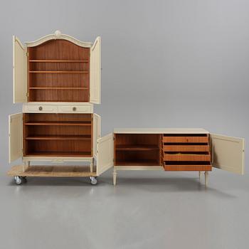 SKÅP samt SIDEBOARD, gustaviansk stil, 1900-talets mitt.