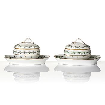 A five piece porcelain set with the 'Barbeaux pattern', France, some parts by Dihl et Guerhard, 18th/19th century.