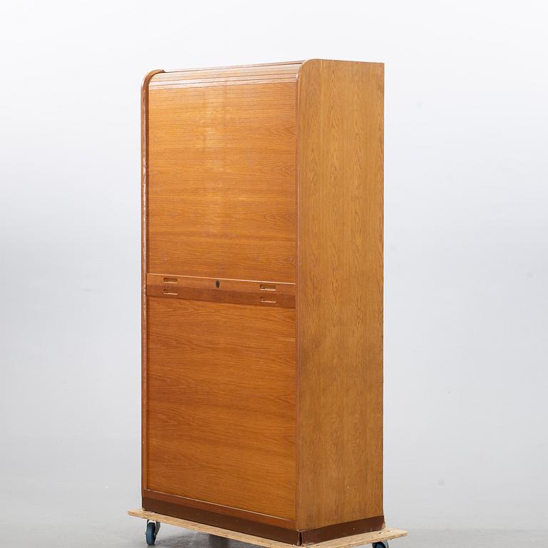 JALUSISKÅP 1900-talets andra hälft.