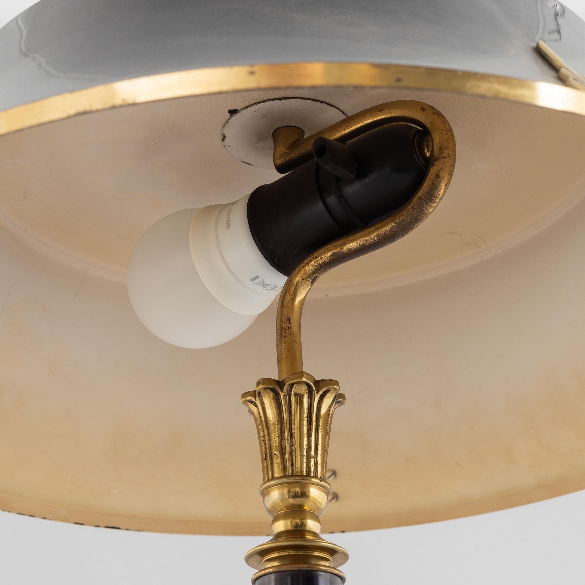 A Swedish modern table lamp, model 8411, Boréns, 1940s/50s.