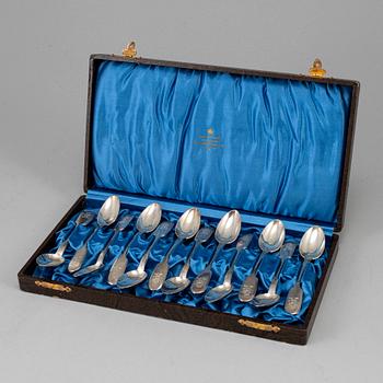 A set of 12 Russian silver coffee-spoons, mark of Grachev, St. Petersburg 1888.