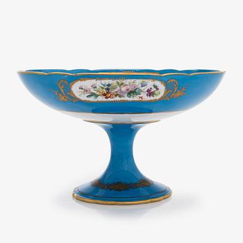 A footed porcelain bowl, Sèvres-like mark, around 1900.