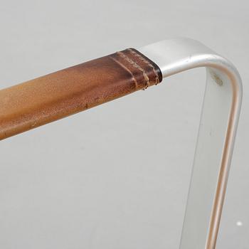 SKRIVBORDSSTOL, märkt RM, 1900-talets andra hälft.