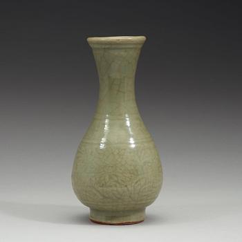 A celadon glazed vase, Ming dynasty (1368-1644).