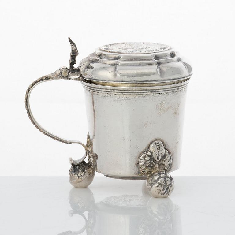 A Swedish late baroque parcel-gilt silver miniature tankard, mark of Thomas Beckman, Örebro (1727-1759 (1772)).
