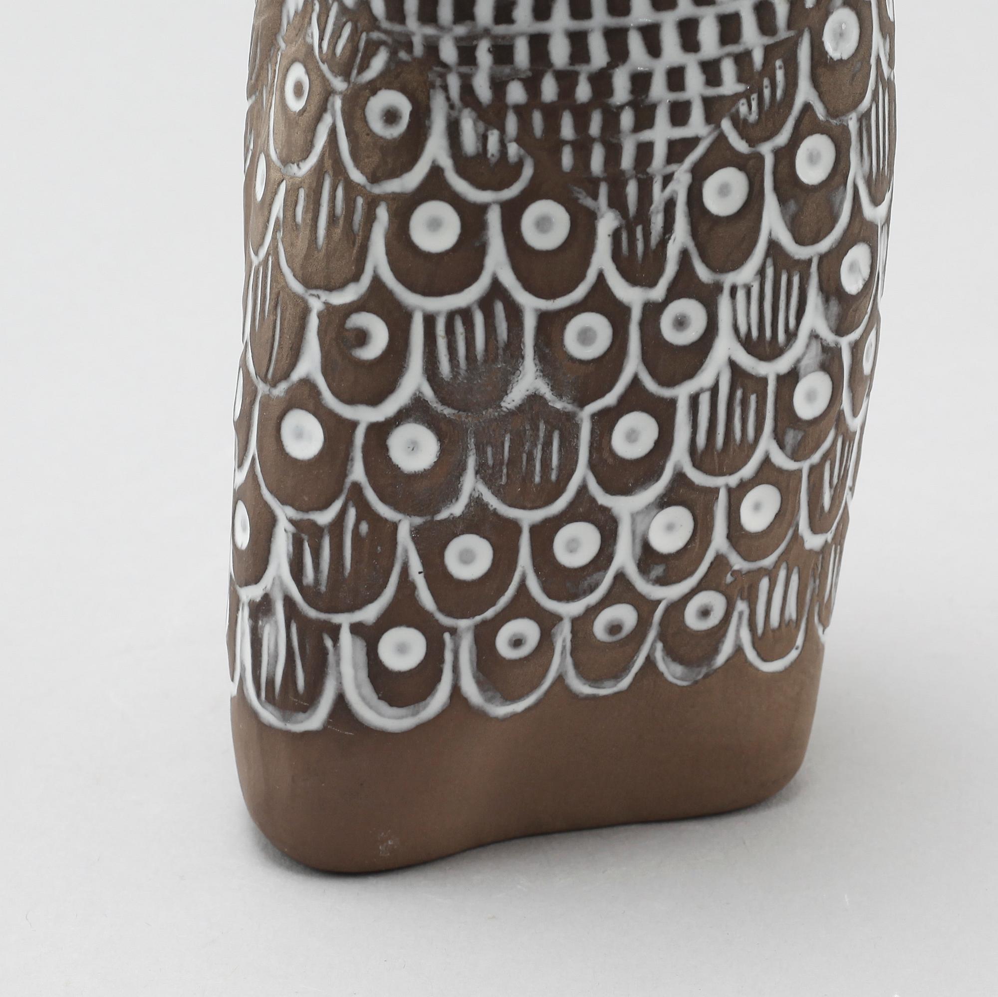 MARI SIMMULSON, 3 st, figuriner, lergods, Upsala-Ekeby,
