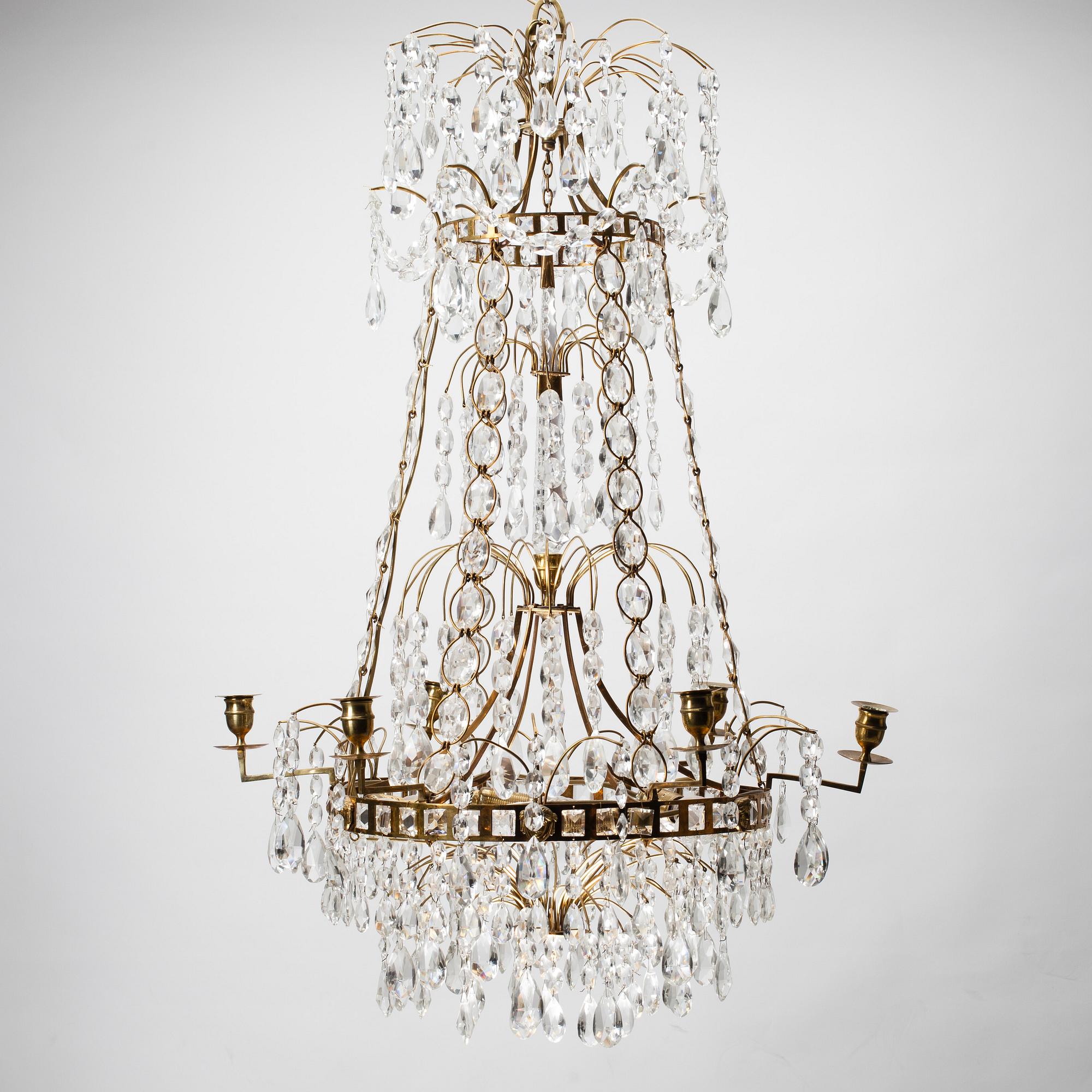 TAKKRONA, gustaviansk stil, ca 1900. Höjd 90 cm.