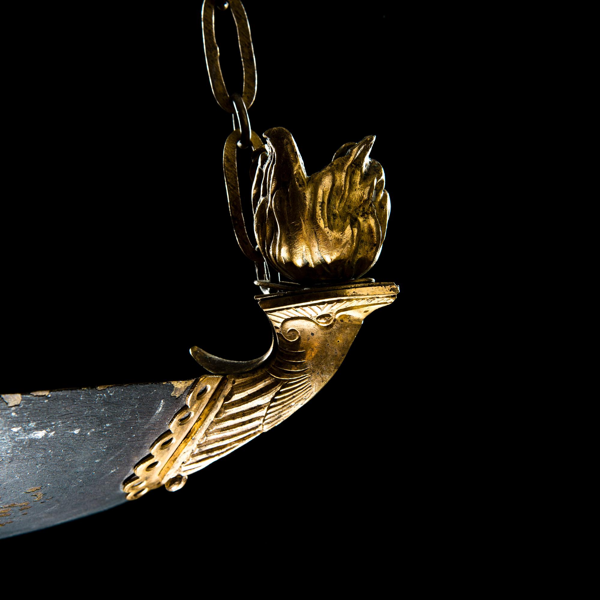 AMPEL, brons, empire, 1800-talets början. Höjd 66 cm.